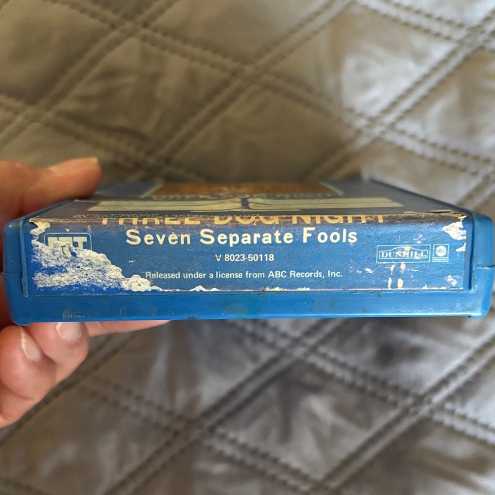Vintage Three Dog Night Seven Seperate Fools 8 Track 1972 ABC Records Blue Case - Picture 2 of 11